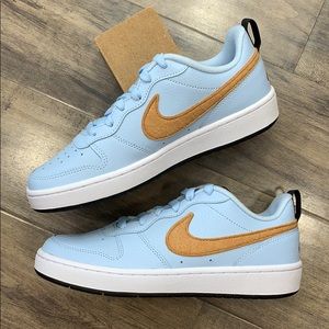 nike court borough low 2 flt
